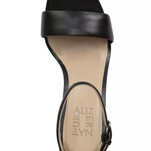 Naturalizer Black and Tan Women's Sandals
